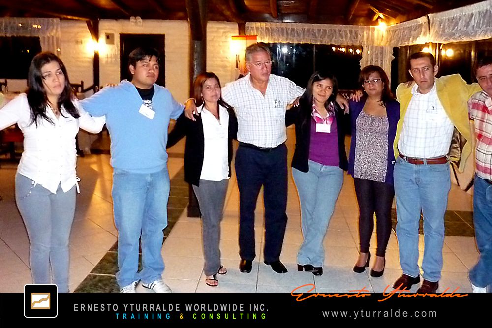 Costa Rica Talleres de Cuerdas | Team Building Empresarial